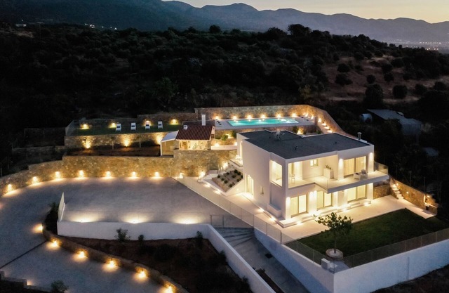 New villa Tetragon 2021
