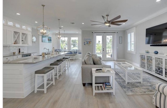 New Waterfront 3BR townhouse with boat dock and private heated pool!