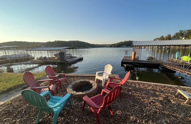 New! Waterfront Lake Ozark Getaway - 2 Boat Slips and High Dive!