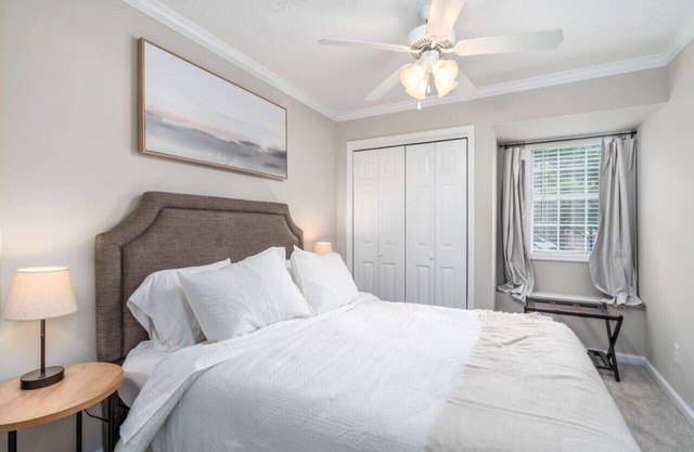 New- WDS, 0.1 to Stadium/Neville Arena DT, parking