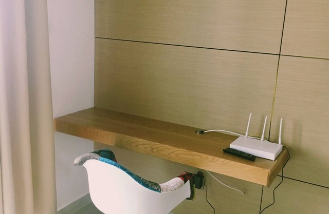 Newely Renovated designer studio in Marina Bay