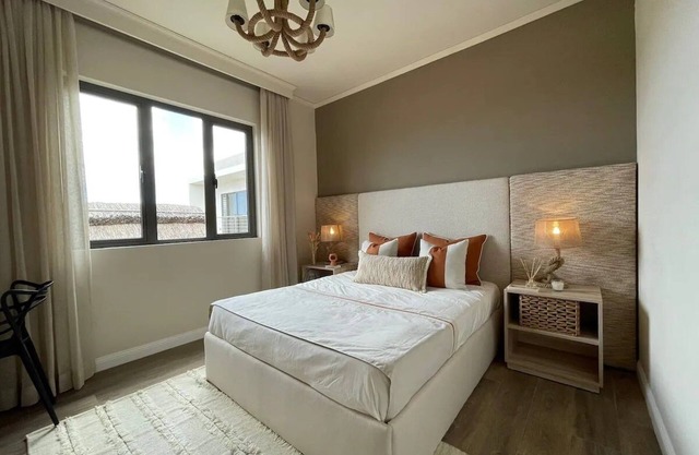 Newly built 3 bed apartment with private rooftop