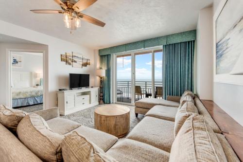 Newly Renovated Paradise Direct Oceanfront 3BR at The Wyndham Ocean Walk Resort