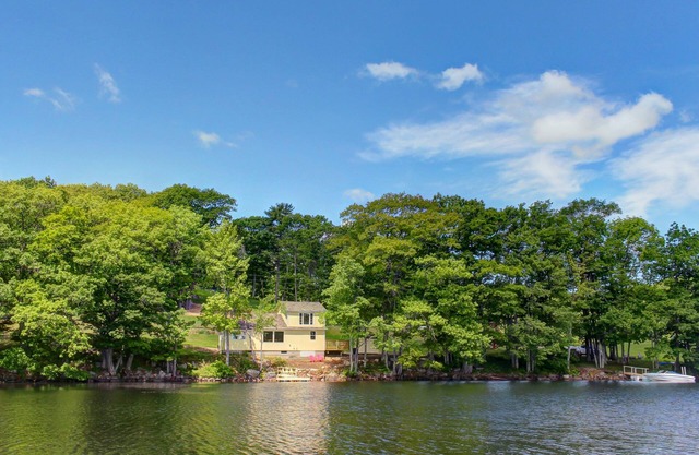 Newly Restored Waterfront Cottage with Private Dock, Fireplace, & Farm - Dogs OK