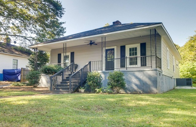 Next Bet - Charming Home in Kings Mountain, NC - 2 Beds/2 Baths!