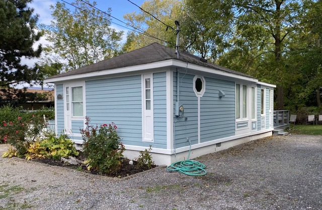 Niagara Falls - Cottage near Niagara Falls NY