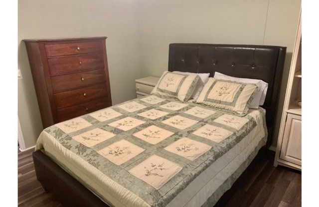 Nice and Peaceful 2 BR/2 BATH. Pets welcome!