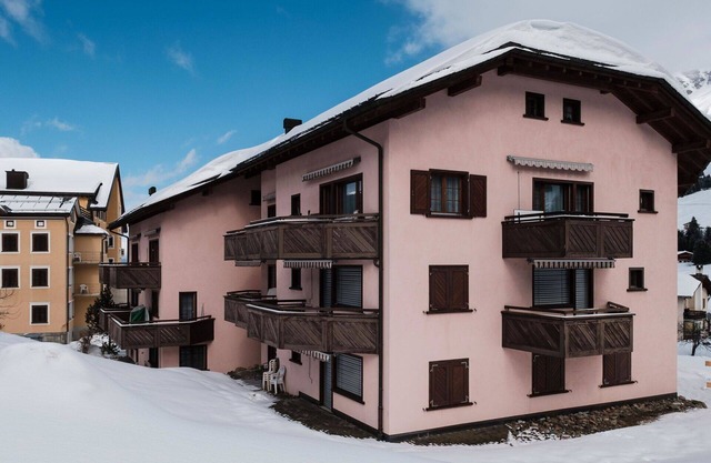 Nice apartment for 4 people with WIFI, TV and balcony