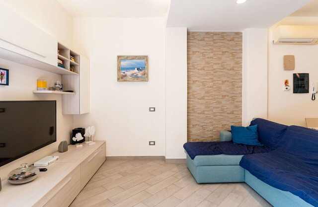 Nice apartment for 6 people with A/C, WIFI, terrace and parking