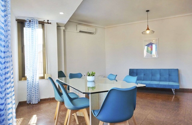 Nice apartment for 6 people with A/C, WIFI, TV and parking