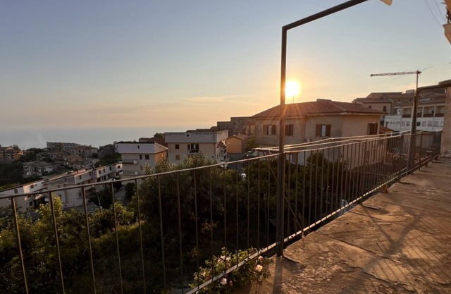 Nice apartment in the historic center of Fuscaldo for families