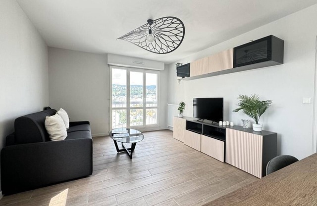 Nice F3 Berthelot, Fully Equipped - WI-FI, CL-FD