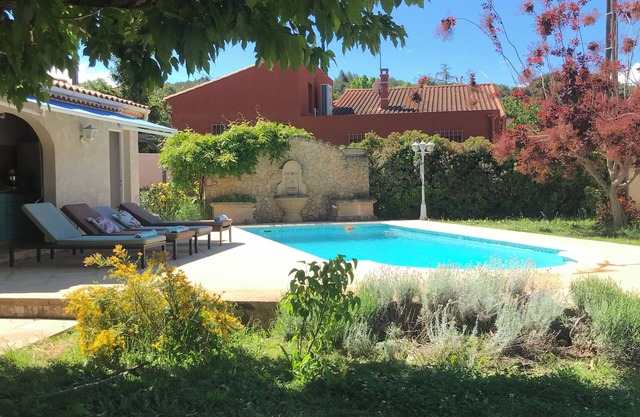 Nice ground floor villa Aix en Provence and Luberon