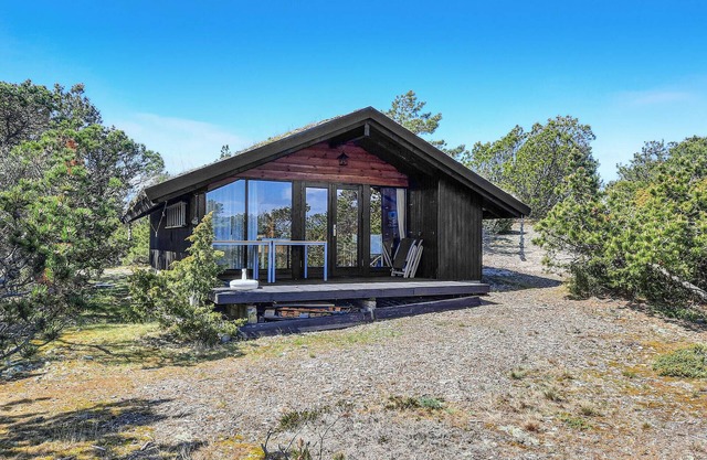 Nice home in Anholt with kitchen