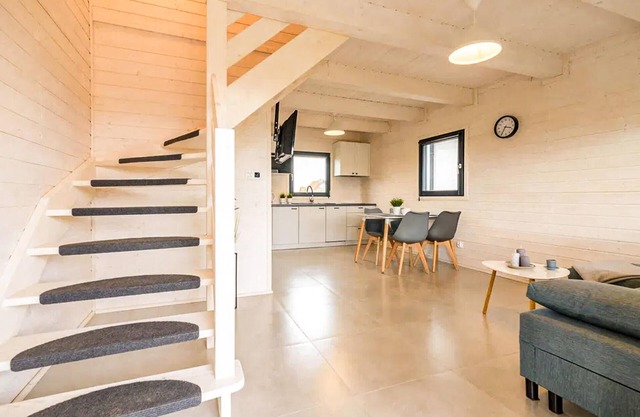 Nice home in Dziwnówek with WiFi