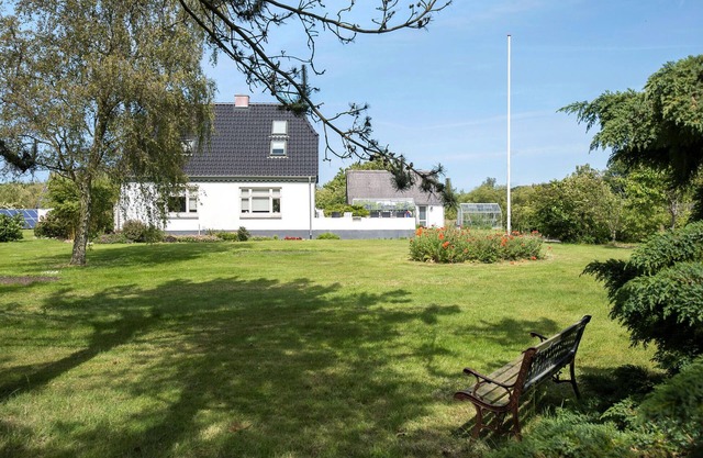 Nice home in Farsø with WiFi