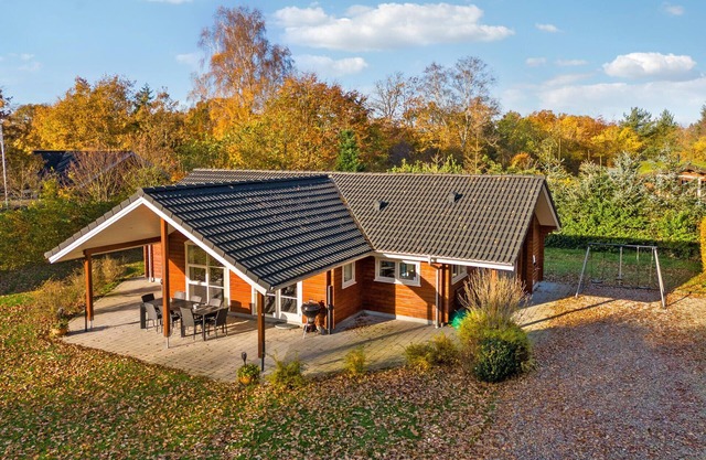 Nice home in Glesborg with WiFi