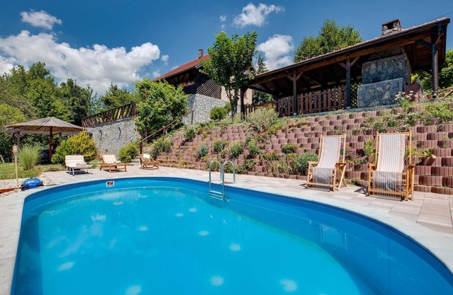 Nice home in Gorica Svetojanska