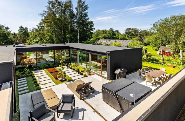 Nice home in Knebel with WiFi