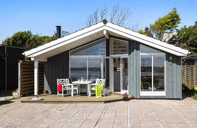 Nice home in Korsør with WiFi