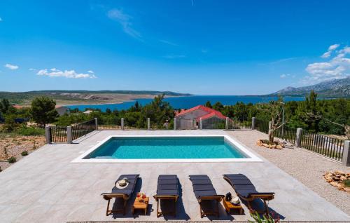 Nice Home In Rovanjska