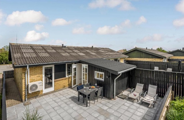 Nice Home In Skagen With Wifi