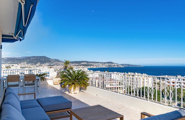 Nice RARE Superb 2 bedroom A/C sea view with large terrace panoramic view