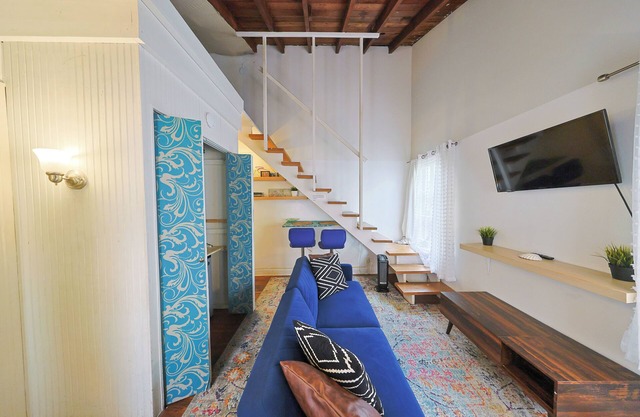 ☆ Nirvana~ Cottage Loft studio @Venice short/long