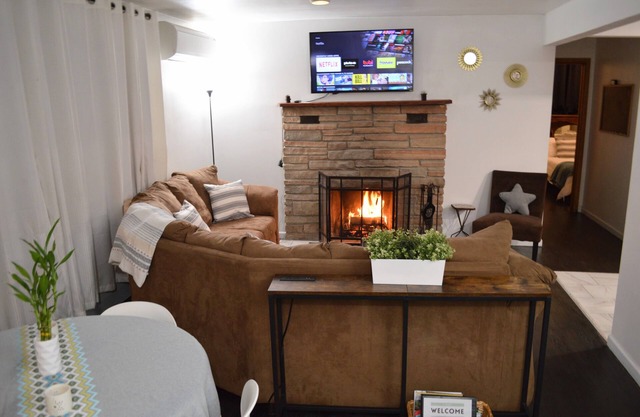 NO CLEANING FEE - Racine County home minutes away from city life