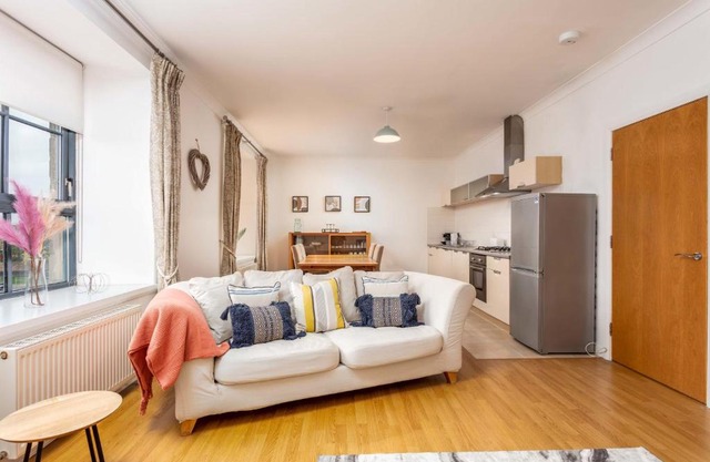 No27 The Barclay - Donnini Apartments