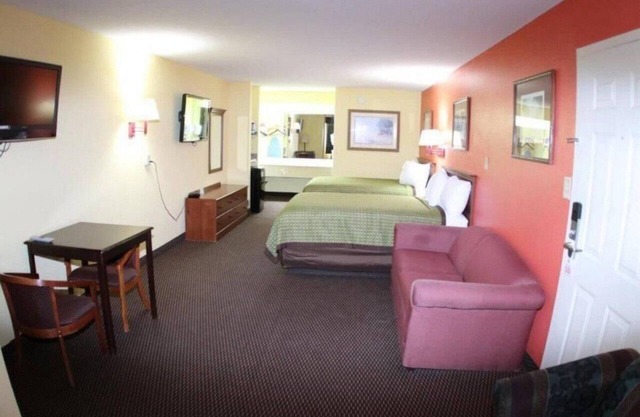 NON SMOKING DOUBLE SUITE #2