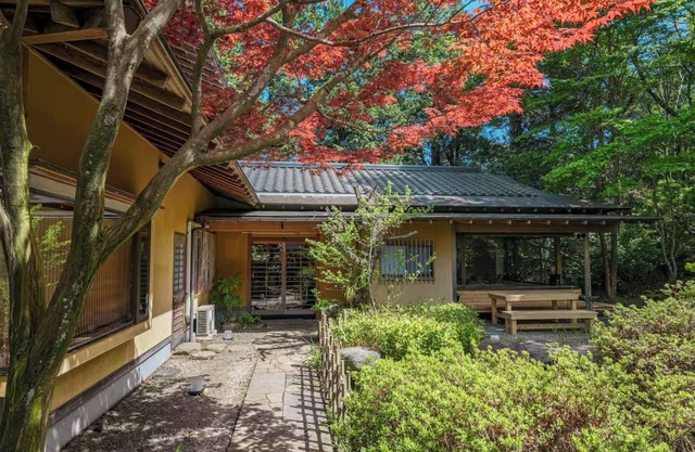 Nonsmoking A modern Japanese hot spring inn sur/Ito Shizuoka
