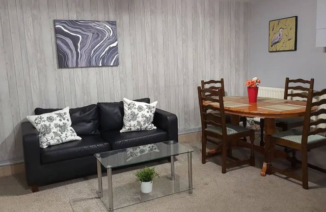 Nook, 3 Bedrooms Apartment