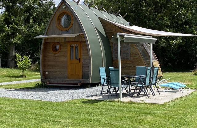 Null 'Tiny House 5/6 Places' with Shared Pool, Wi-Fi and Air Conditioning