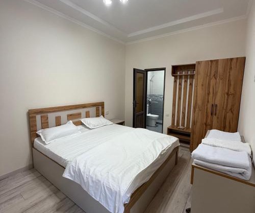 Nurata Ecotourism Guesthouse