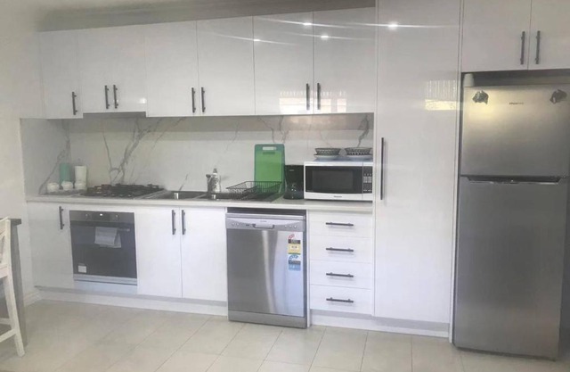 Oakleigh Private unit