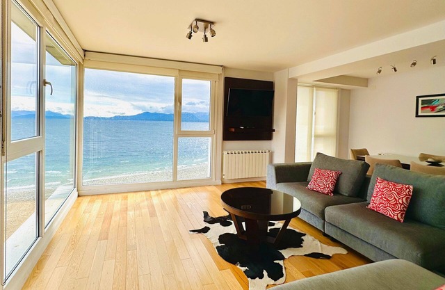 Oasis apartment on the Nahuel Huapi Lake