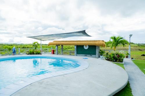 OASIS CAMPSITE - Bring Your Own Tent, with Night Swimming, 25 mins to Naga City Camsur