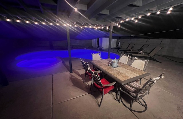 Oasis Casita with a private Pool and heated spa to relax with your family