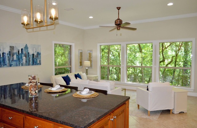 Oasis in Daphne
