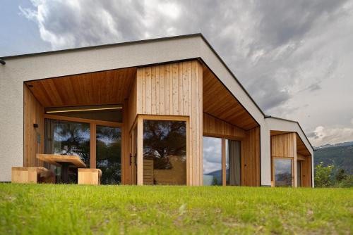 Oberplunerhof Luxury Chalet Woods