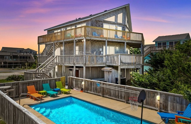 OBX Pool Beachfront Hot Tub 5Bed Volleyball Arcade