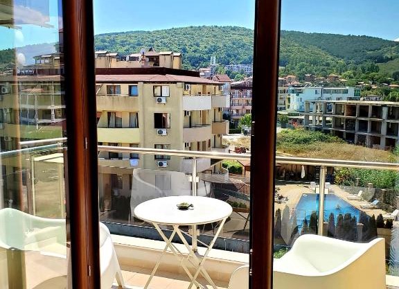 Obzor Tatyana Apartaments Bonjour