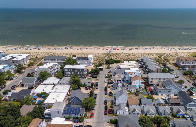 Ocean Block Pet Friendly Cottage in Dewey Beach