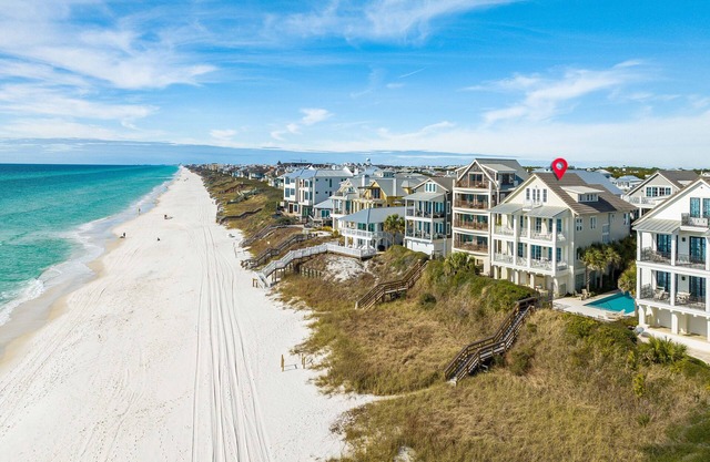 Ocean Breeze - Gulf Front Luxury! Free Bikes/Chairs/Fitness/Tennis!