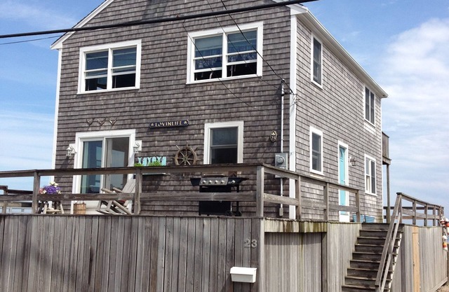 Ocean Front Beach House - Sand Hills Beach