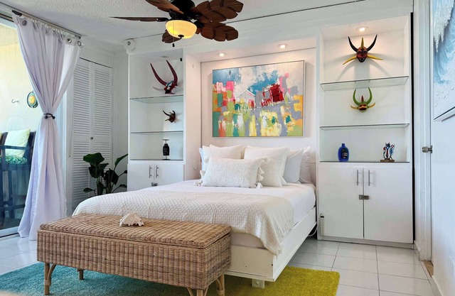 Ocean Pearl Studio | Best Beachfront Location!