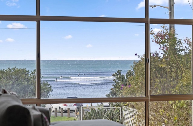 Ocean Song - Oceanfront at Arrawarra Headland