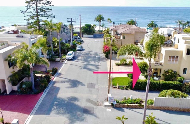 Ocean view, beach close escape to nature.