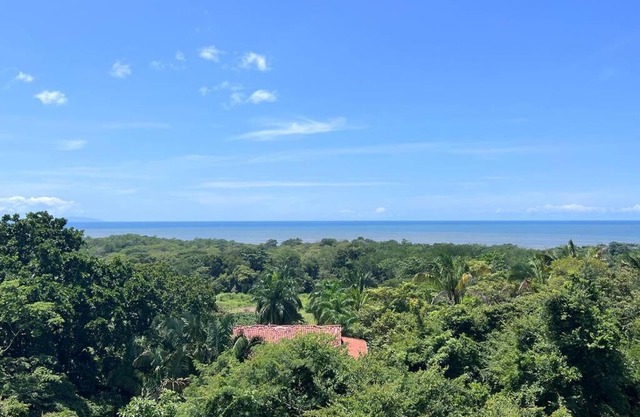 Ocean view bungalow Camaronal beach